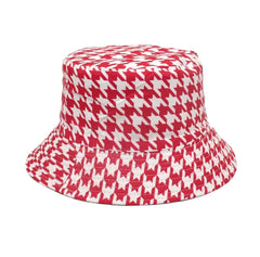 A Pata de Gallo Bucket Hat