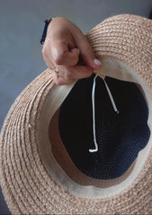 interior de sombrero con sistema de ajuste interno