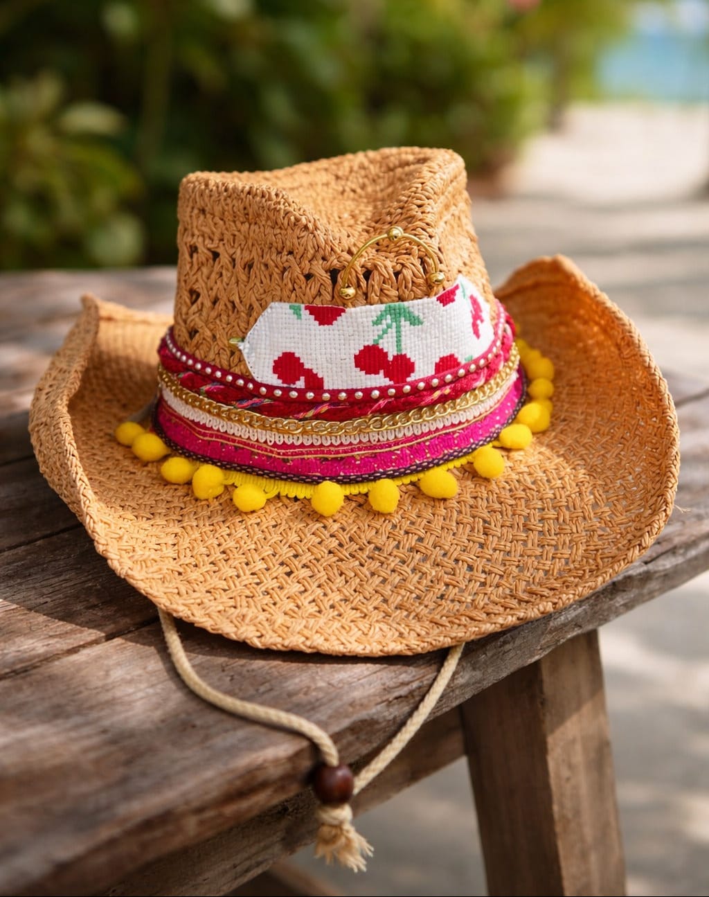 Sombrero Amore Cereza 🍒 – Sombrero Artesanal Elegante con Detalles Vibrantes | A la Braschi