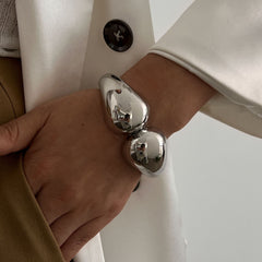 Brazalete Gota Escultórica