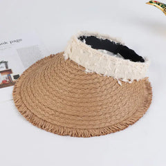 Visera Mare con cintillo beige y ala amplia para proteger del sol con estilo.